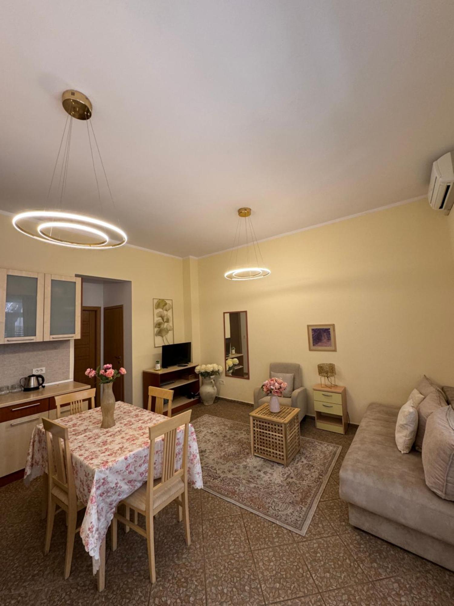 Apartment Plamenac Petrovac na moru Exterior foto